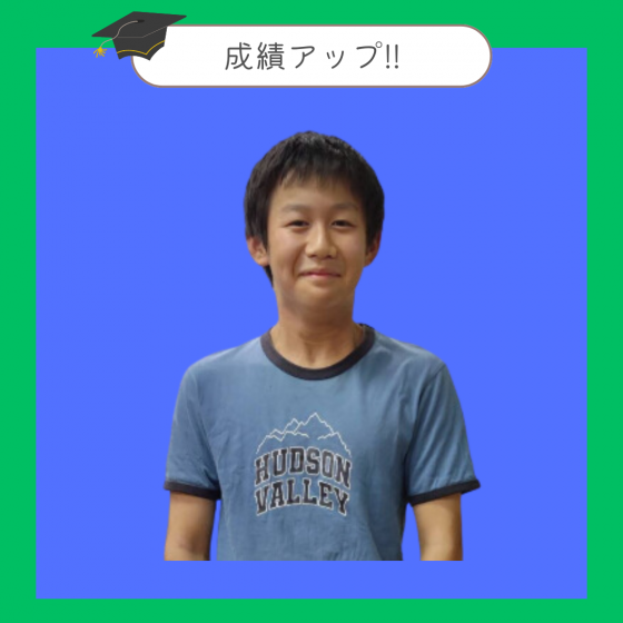 ベージュ　ホワイト　卒業　学校　学生　写真　シンプル　instagramの投稿　正方形 (3).png